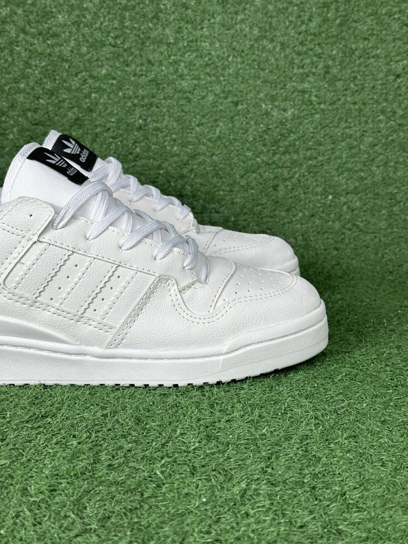 Adidas Forum 84 Low (Branco)