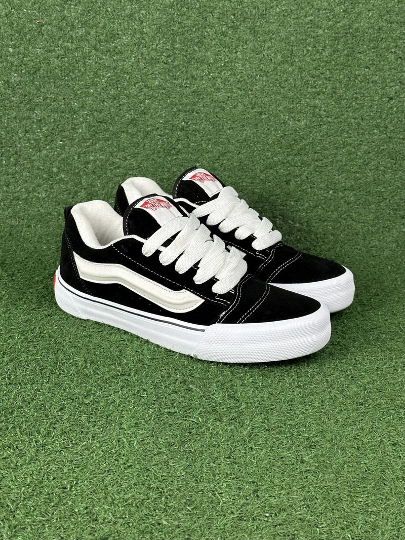 Vans Knu Skool (Preto e Branco)